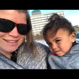 Meet your Posher, Carrie